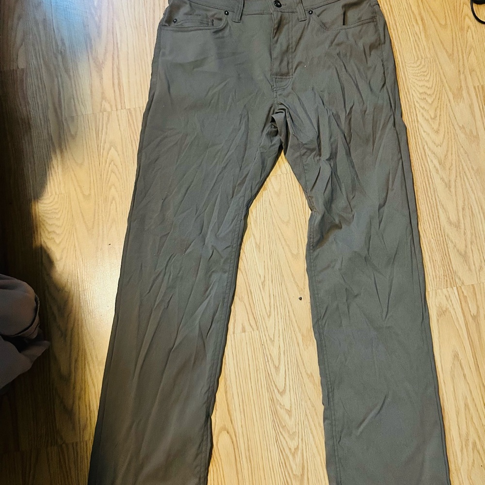 Women’s Prana  Olive Green Pants sz 32